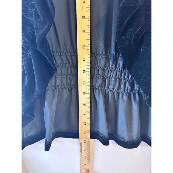 Vintage Y2K Womens Whimsigoth Black Velvet Ruffle Open Cropped Cardigan Small - Picture 7 of 7